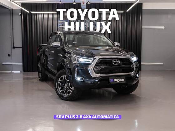 TOYOTA HILUX 2.8 D-4D TURBO DIESEL CD SRX PLUS 4X4 AUTOMÁTICO